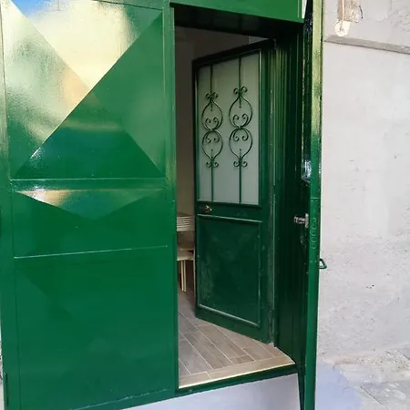 Flaviogioia * Neapel